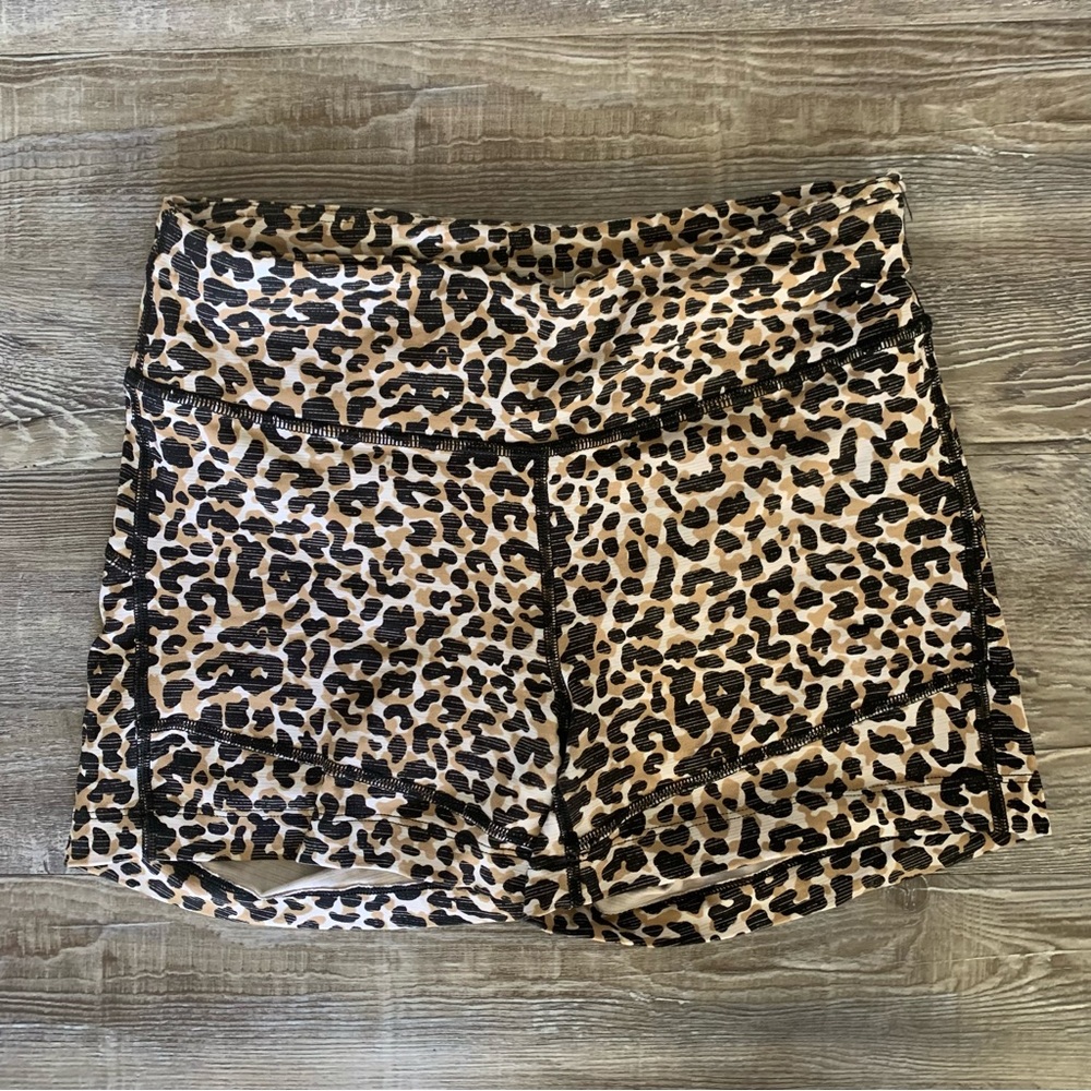 Outdoor Voices Move Free 3.5” Short - Leopard